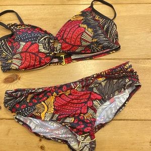 Simon Chang size 12 2 piece bikini swimsuit with a vintage Hawaiian look